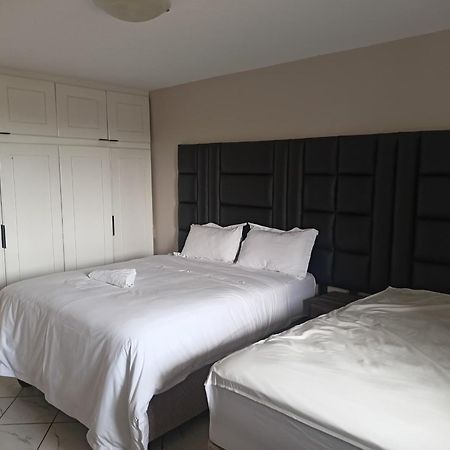 Early Riser Hotel Ezulwini Ngoại thất bức ảnh