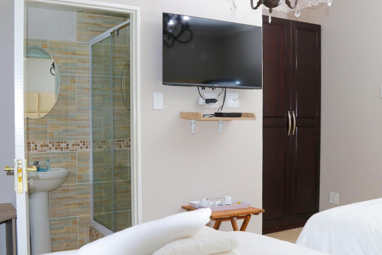 Early Riser Hotel Ezulwini Ngoại thất bức ảnh
